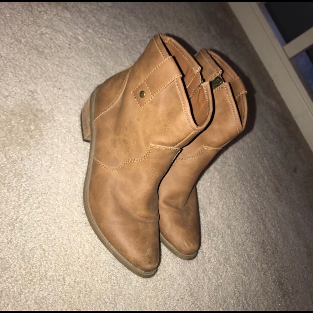 Women’s Boots